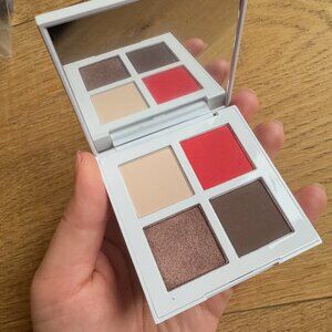 by BANILA Eyecrush Shadow Palette - 03 Girl Boss
